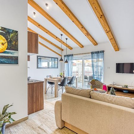 Apartments Mirjana Μεντουλίν Εξωτερικό φωτογραφία
