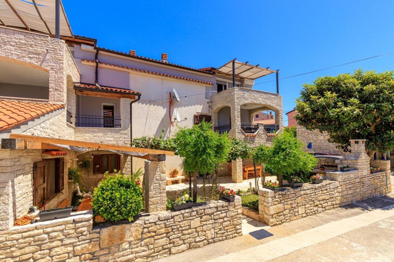 Apartments Mirjana Μεντουλίν Εξωτερικό φωτογραφία