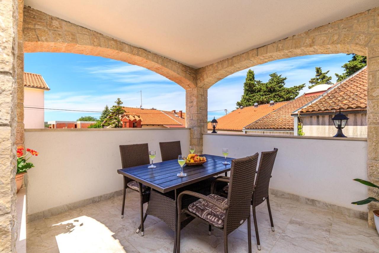 Apartments Mirjana Μεντουλίν Εξωτερικό φωτογραφία