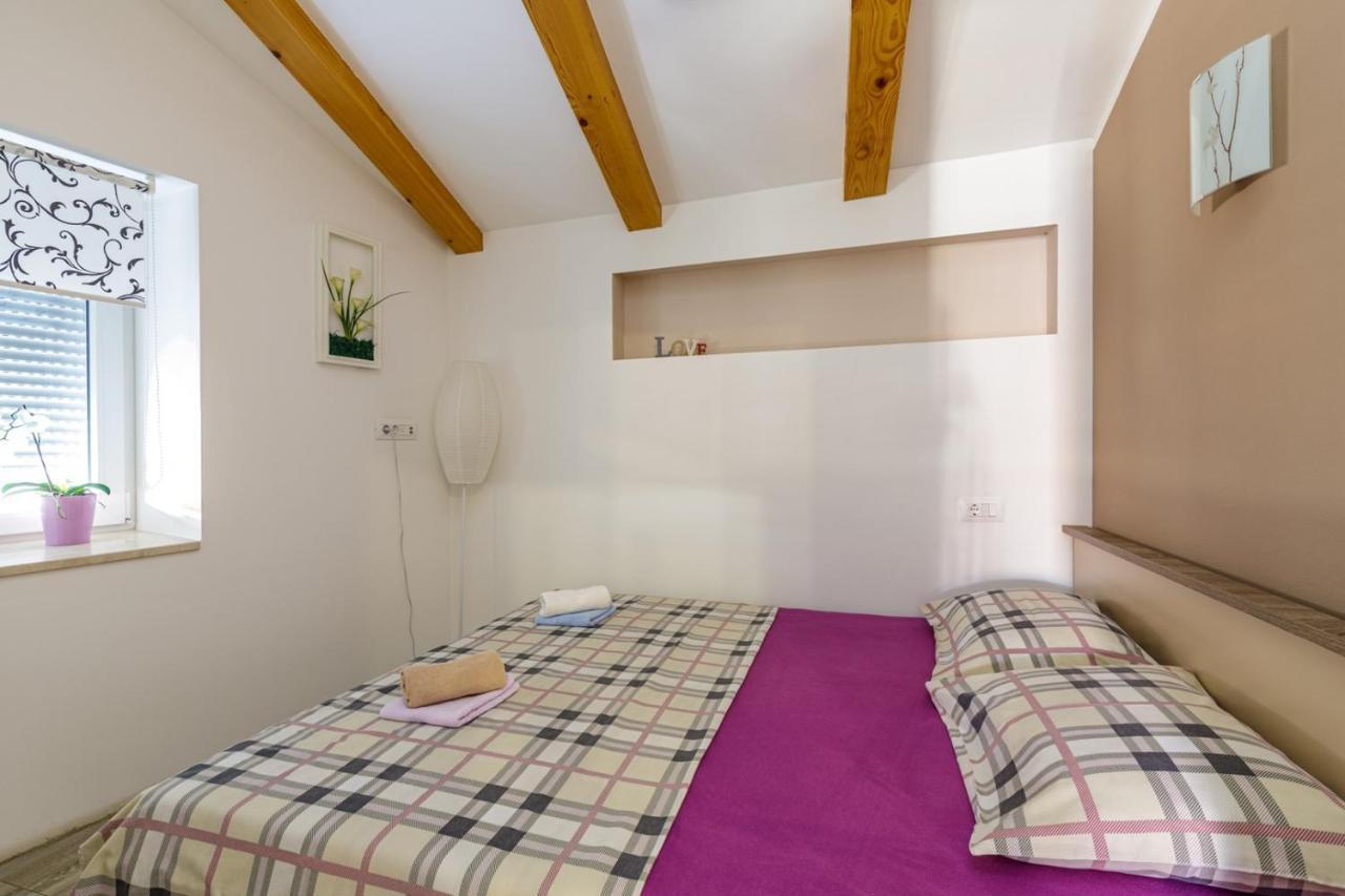 Apartments Mirjana Μεντουλίν Εξωτερικό φωτογραφία