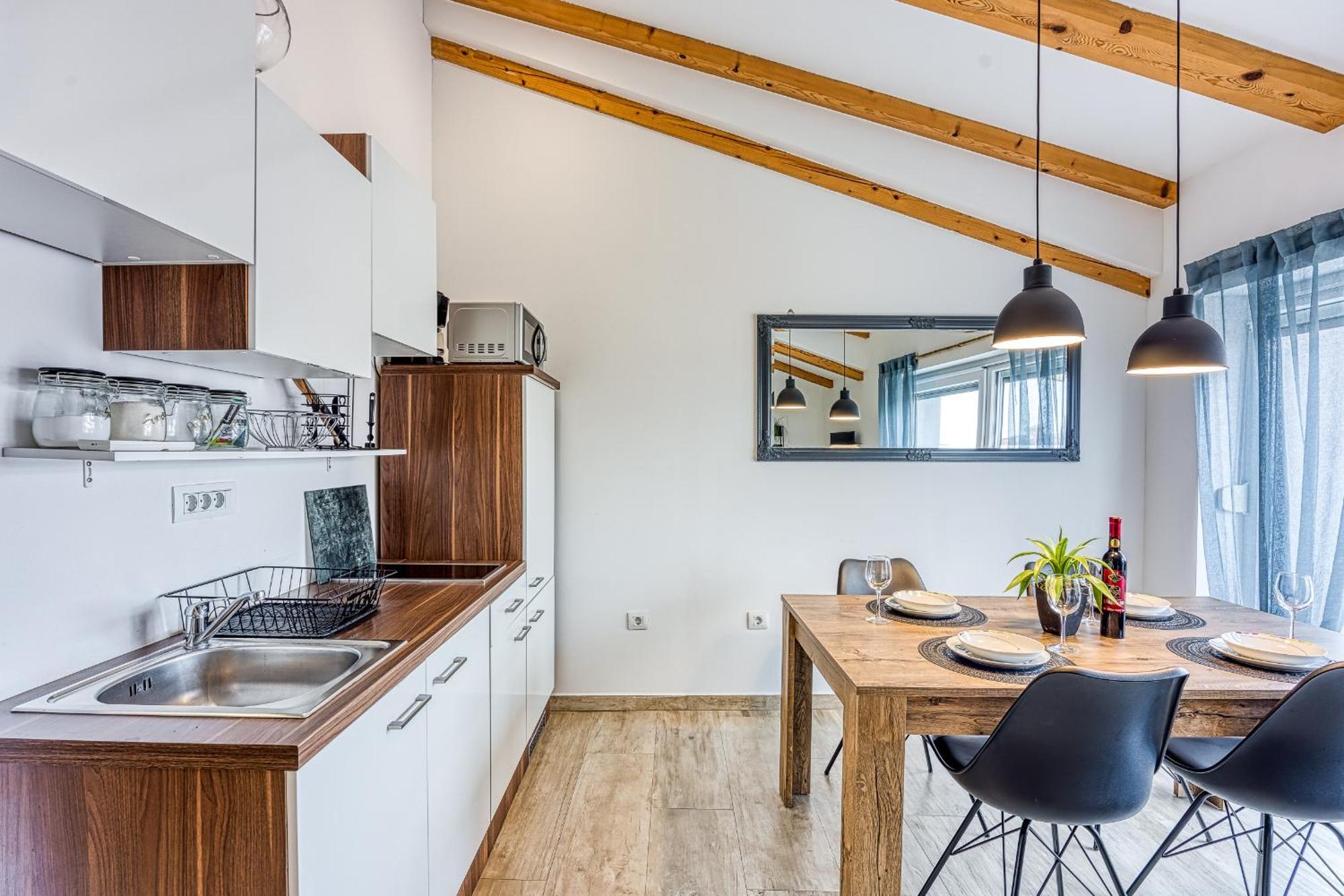 Apartments Mirjana Μεντουλίν Εξωτερικό φωτογραφία