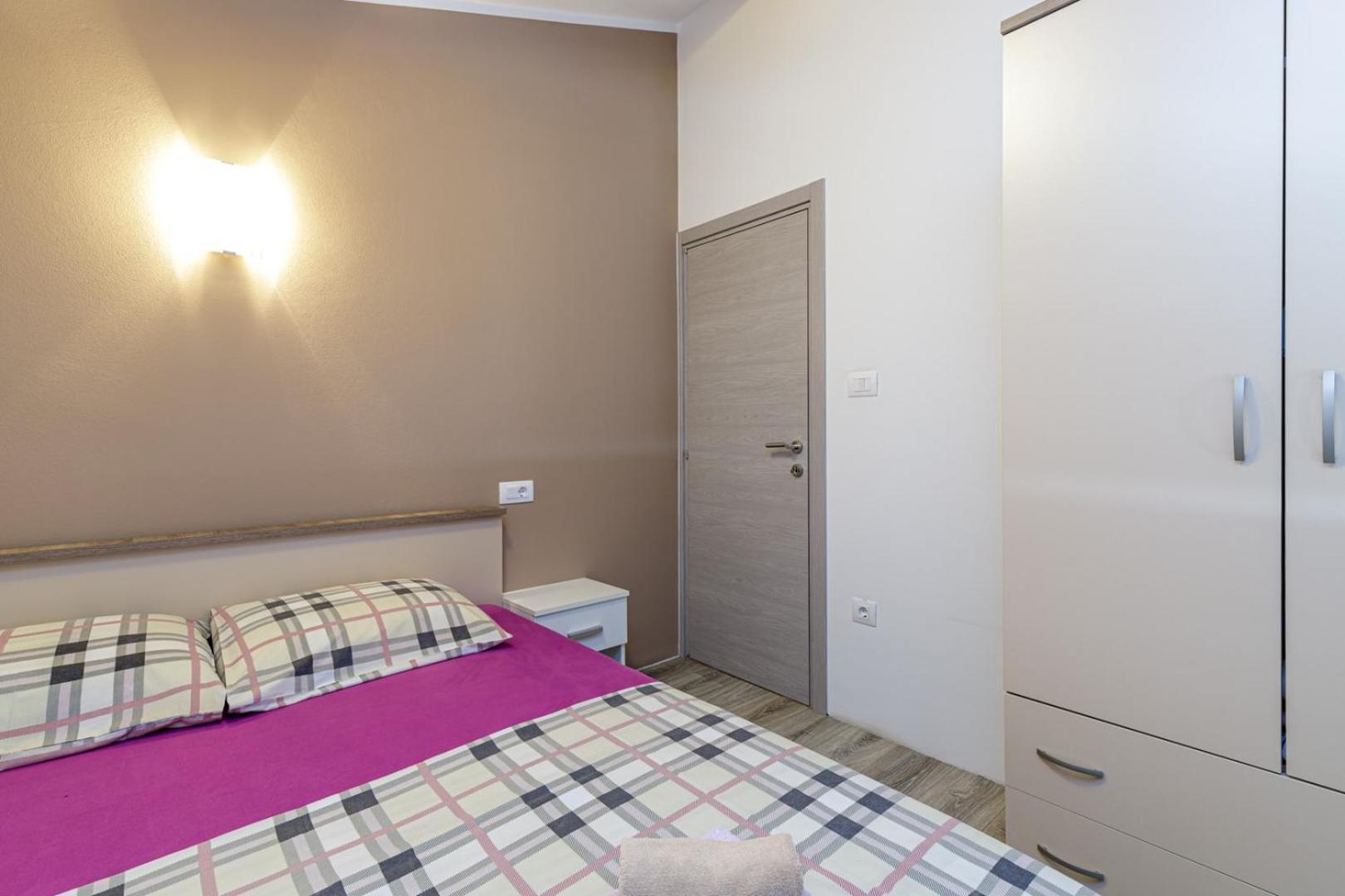 Apartments Mirjana Μεντουλίν Εξωτερικό φωτογραφία