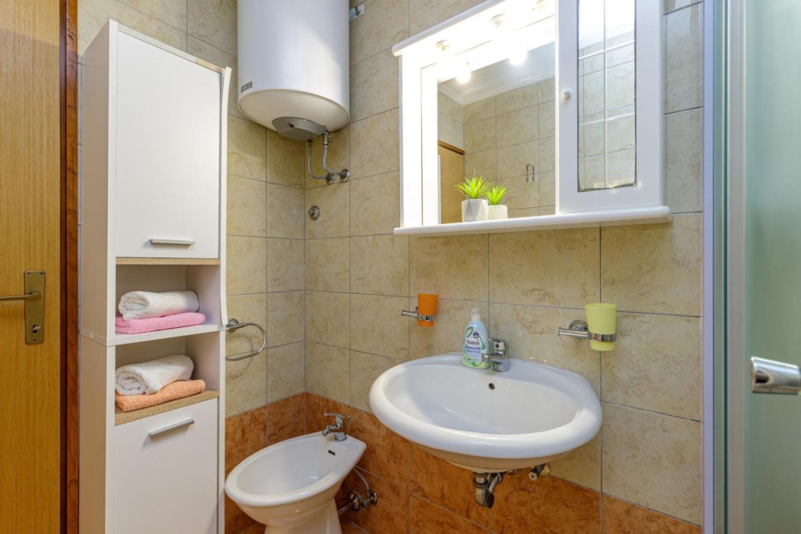 Apartments Mirjana Μεντουλίν Εξωτερικό φωτογραφία