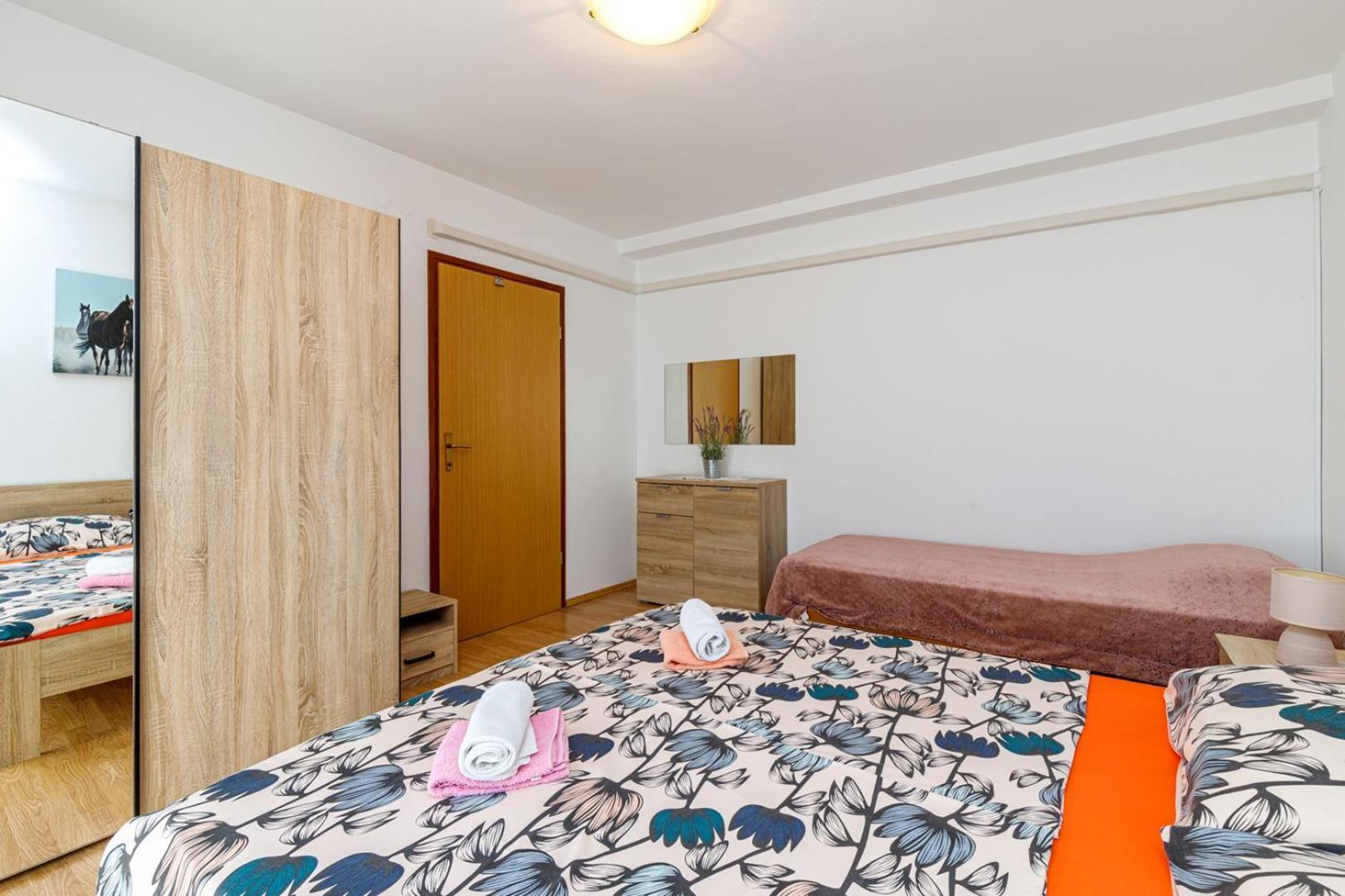Apartments Mirjana Μεντουλίν Εξωτερικό φωτογραφία